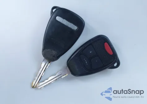 2007 Jeep Grand Cherokee Laredo z USA, uszkodzony, nr VIN 1J8HR48P37C587748